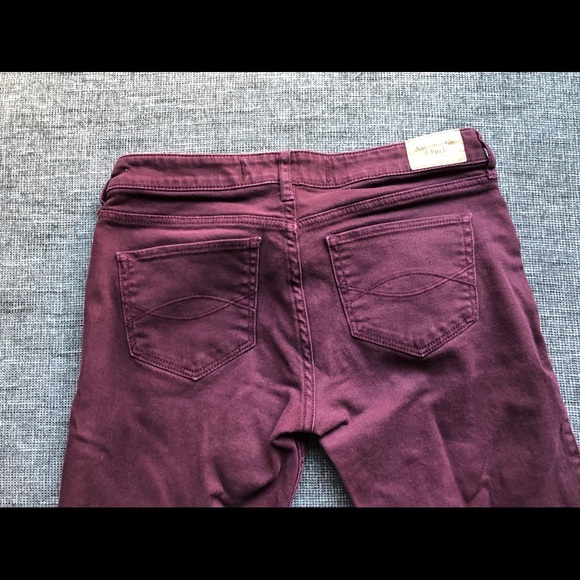 Abercrombie and Fitch maroon jeans - Picture 4 of 4